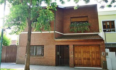 VENTA CASA 5 AMBIENTES EN FLORIDA MITRE