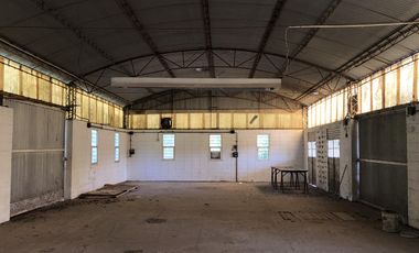 GALPON EN VENTA BARRIO LOS PORTEÑOS