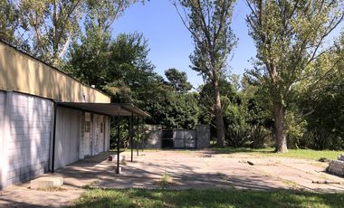 GALPON EN VENTA BARRIO LOS PORTEÑOS