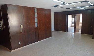 Centro , Complejo Santo Domingo, 80 m2 ! Recibo menor , permuto