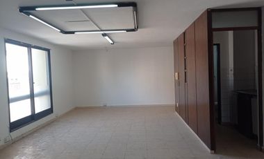 Centro , Complejo Santo Domingo, 80 m2 ! Recibo menor , permuto