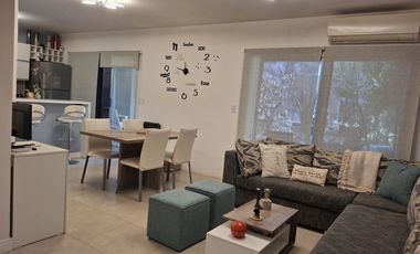 Casa en alquiler en Barrio Senderos, Nordelta