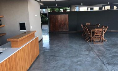 Departamento con muebles en el Complejo La Mansa. Islas del Golf. Nordelta