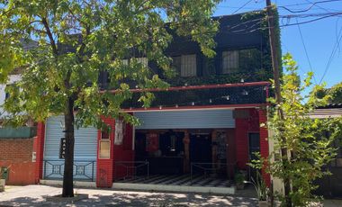 Local en venta con habilitación rubro gastronómico en el bajo de San Isidro