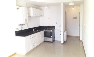 ALQUILER DE DEPARTAMENTO MONOAMBIENTE CENTRICO
