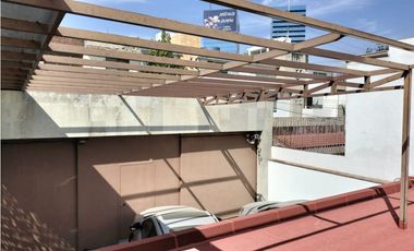 CÓMODA CASA EN SATELITE DE UN PISO EN CALLE CERRADA DE DOS RECMARAS