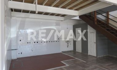 Local comercial a doble altura en renta - (3)