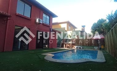 Casa en Arriendo en Av Consistorial.