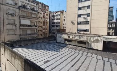 Centro departamento en alquiler, 4 ambientes + escritorio, baño, cocina, muy luminoso