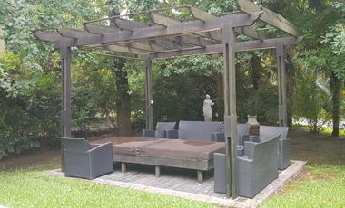 Casa en Abril Club De Campo