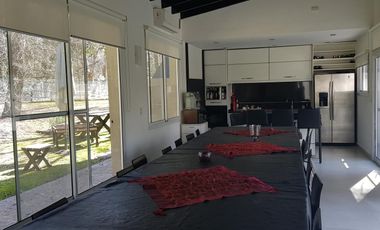 Casa en Abril Club De Campo