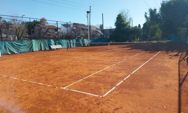 Venta casa en  Barrio Privado Las Condes en 1 planta sobre amplio lote.