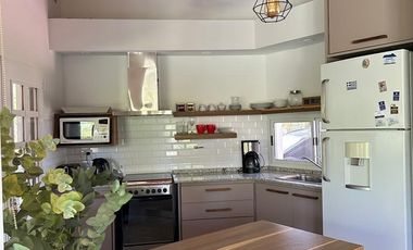 Venta casa en  Barrio Privado Las Condes en 1 planta sobre amplio lote.