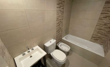 PH 4 amb- baño y toil - balcón- parrilla-Olivos