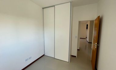 PH 4 amb- baño y toil - balcón- parrilla-Olivos