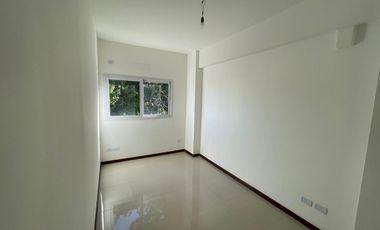 PH 4 amb- baño y toil - balcón- parrilla-Olivos