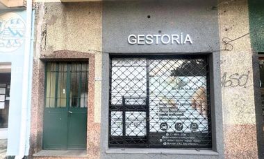 PH  Departamento y Local en zona estacion de tren Jose Marmol.