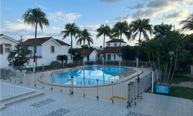 SE VENDE CASA EN GIRARDOR  ALCATRACES 2