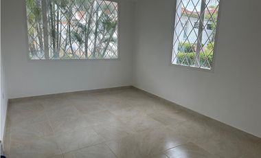 SE VENDE CASA EN GIRARDOR  ALCATRACES 2