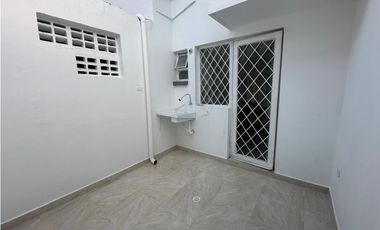 SE VENDE CASA EN GIRARDOR  ALCATRACES 2