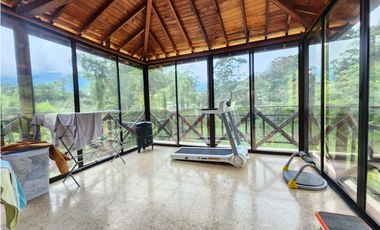 Venta de casa finca en la Estrella- sector San Isidro