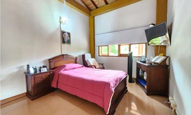 Venta de casa finca en la Estrella- sector San Isidro
