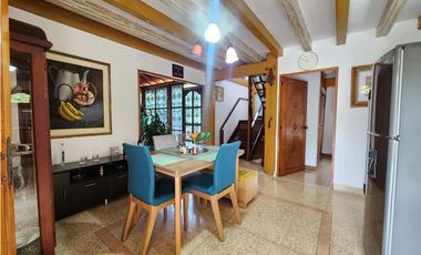 Venta de casa finca en la Estrella- sector San Isidro