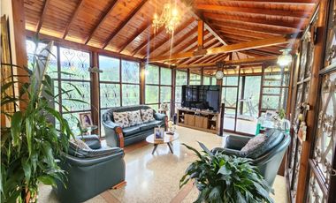 Venta de casa finca en la Estrella- sector San Isidro