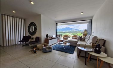 SE VENDE APARTAMENTO AMPLIO Y CON UNA VISTA INCREIBLE EN CERRITOS