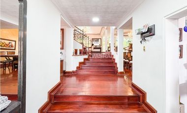 Venta de Casa Sector El Tesoro El Poblado