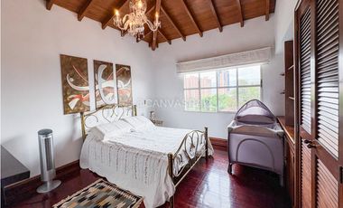 Venta de Casa Sector El Tesoro El Poblado