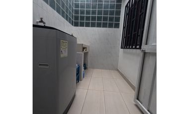 ESPECTACULAR CASA EN UNIDAD ABIERTA EN MARINILLA