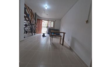 ESPECTACULAR CASA EN UNIDAD ABIERTA EN MARINILLA