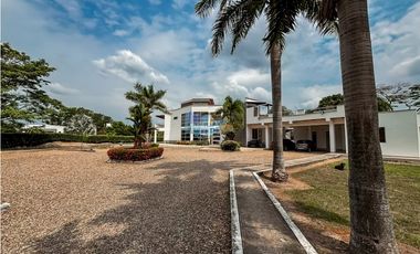 En Venta Casa Campestre en Condominio Horizontes  (Vía Puerto López)