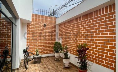 Inversión en Casa para universitarios A 3 minutos de UPC – Chorrillos