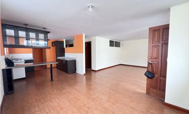 Mitad del Mundo, Casa en Venta, 118m2, 3 Habitaciones