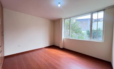 Mitad del Mundo, Casa en Venta, 118m2, 3 Habitaciones