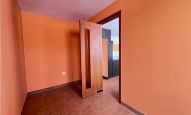 Mitad del Mundo, Casa en Venta, 118m2, 3 Habitaciones