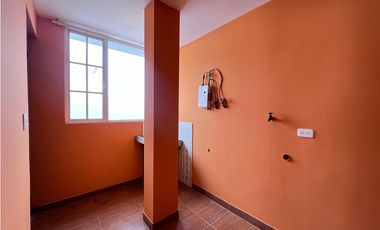 Mitad del Mundo, Casa en Venta, 118m2, 3 Habitaciones