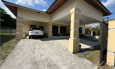 ALQUILER DE CASA EN DAVID RESIDENCIAL VILLA PATRICIA