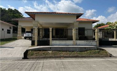 ALQUILER DE CASA EN DAVID RESIDENCIAL VILLA PATRICIA