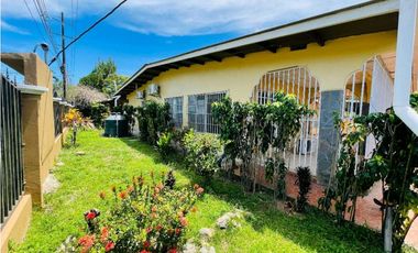 ALQUILER DE CASA EN DAVID COMPLETAMENTE CERCADA DOLEGUITA