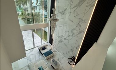 COSTA SUR / COSTA ESMERALDA / 500M REMODELADA / PISCINA PANELES SOLAR