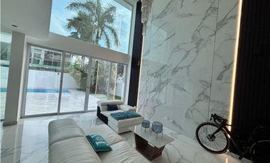 COSTA SUR / COSTA ESMERALDA / 500M REMODELADA / PISCINA PANELES SOLAR