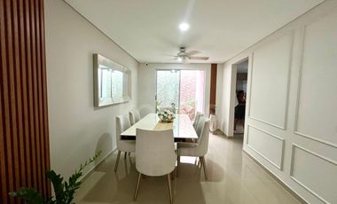 Casa en conjunto cerrado en la castellana Montería, con acabados modernos y diseño de interiores