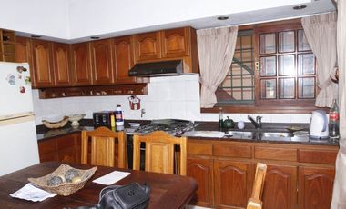 Departamento Tipo Casa en venta en Remedios de Escalada Este