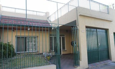 Departamento Tipo Casa en venta en Remedios de Escalada Este
