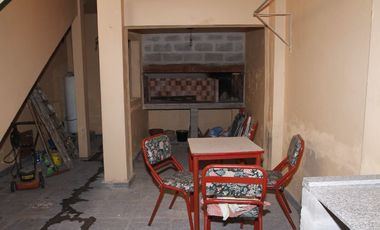 Departamento Tipo Casa en venta en Remedios de Escalada Este