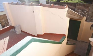 Departamento Tipo Casa en venta en Remedios de Escalada Este
