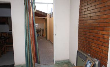 Departamento Tipo Casa en venta en Remedios de Escalada Este